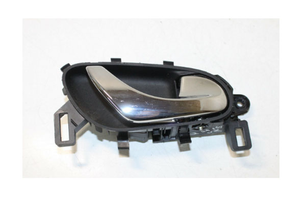 Kapı Kolu Ön Arka İç Sağ Qashqai 2014- / Navara 2016-2021 / Xtrail 2014-2021